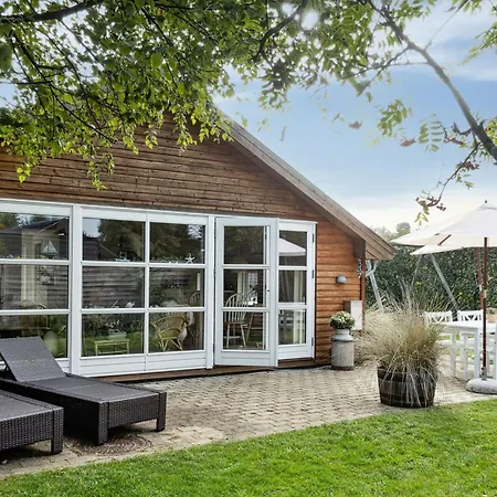 Near The Sea And Nature On Denmark's Lovely Island * Bøtø By